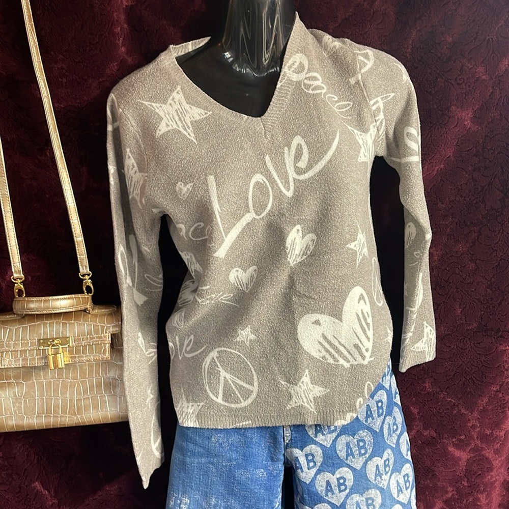 Moffi sweater